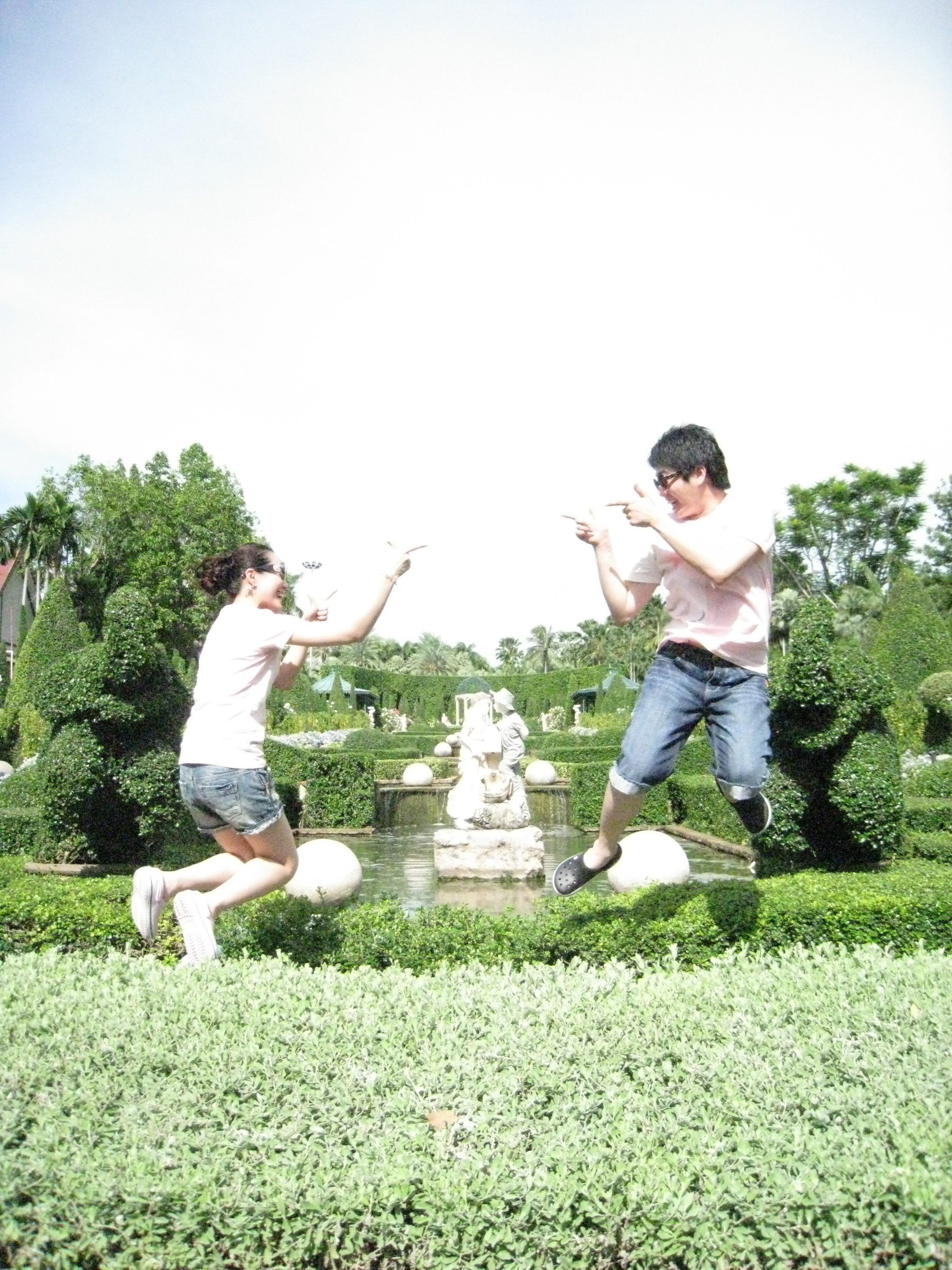 신혼여행 넘 재밋게 잘다녀왔습니다^^